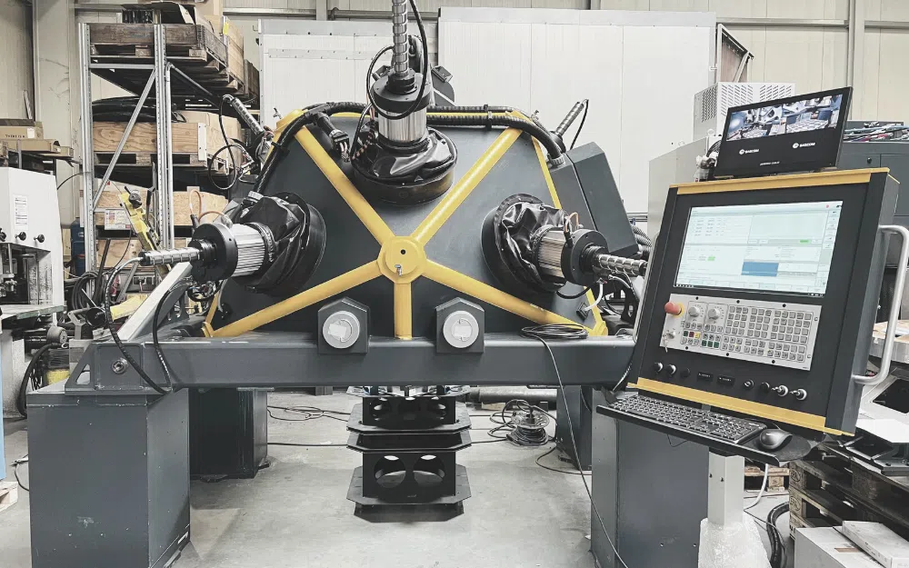 CNC-Maschine vor Ort